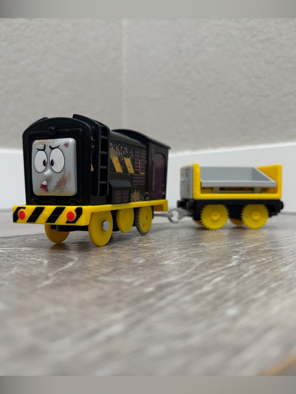 Motorized Lift and Load Diesel - All Engines Go Thomas & Friends